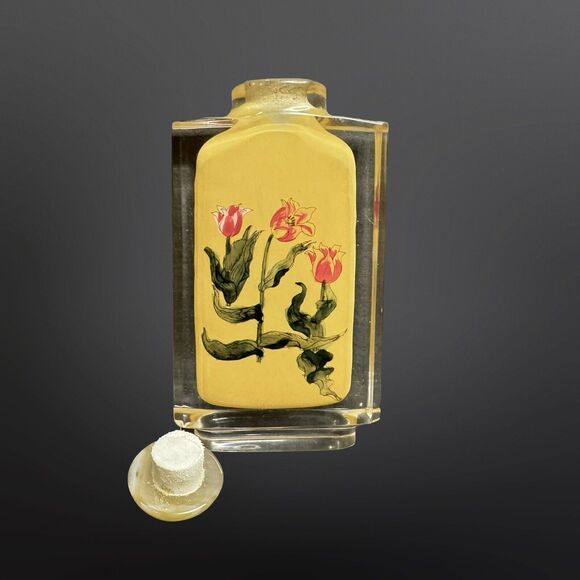 Antique Chinese Reverse Hand Painted TULIP FLORAL Snuff Imperial Yellow Bottle - Picture 4 of 9